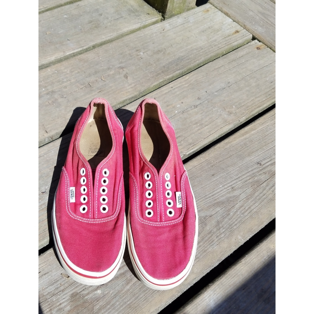 Vintage 90's red van sneakers